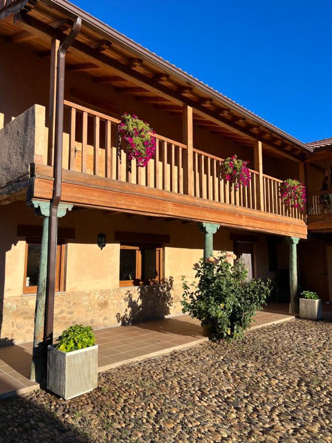 Casa Franca Llamas de la Ribera